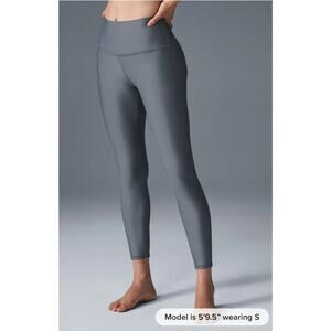Alo Yoga 7/8 High Waist Airlift Leggings in Steel - Size S Sporty Chic